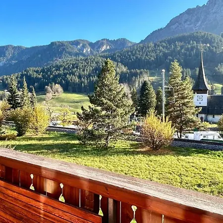 Gstaad - Cozy Spacious Flat Right In The Village