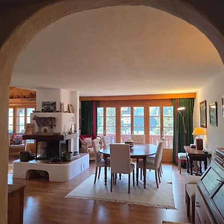 Gstaad - Cozy Spacious Flat Right In The Village Apartment Rougemont