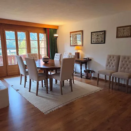 Gstaad - Cozy Spacious Flat Right In The Village Apartment
