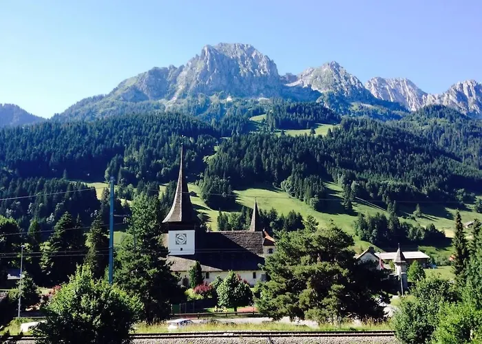 Gstaad - Cozy Spacious Flat Right In The Village Appartamento *