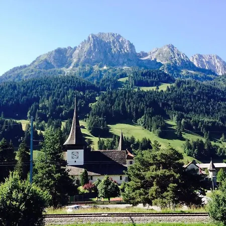 Gstaad - Cozy Spacious Flat Right In The Village Apartment *